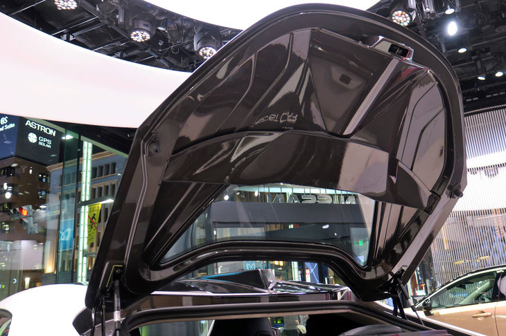 日産GT-R50 by Italdesign（トランクフード）