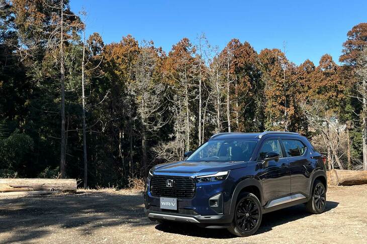 ホンダWR-V Z＋ブラックスタイル（フロントビュー）