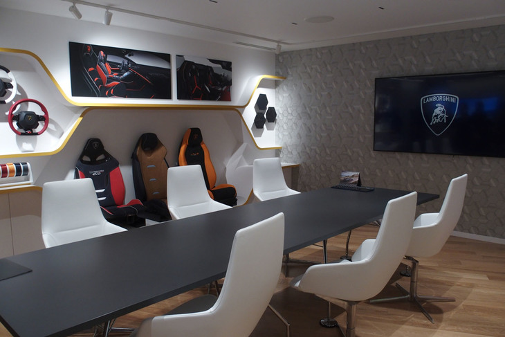 「アドペルソナム」の専用ルーム。