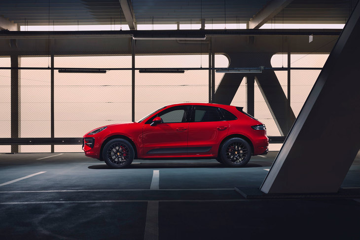 「マカンGTS」の車高は標準モデルといえる「マカン」よりも15mm低い1609mmという設定。