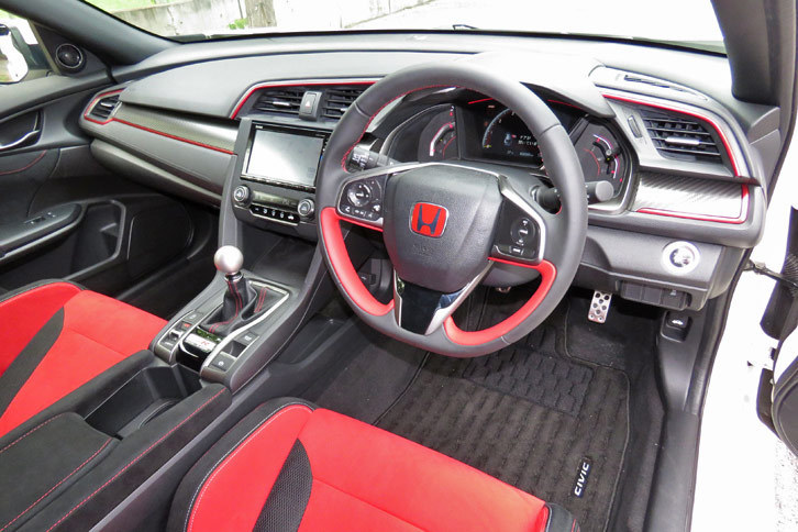 ホンダ・シビック タイプR（インテリア）