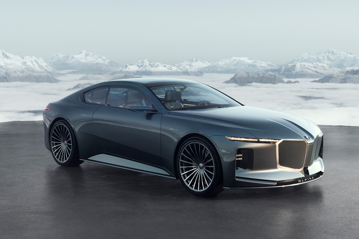 「ビジョンBMWアルピナ」は、全長5.2mという堂々としたボディーサイズの、4座のラグジュアリークーペだ。