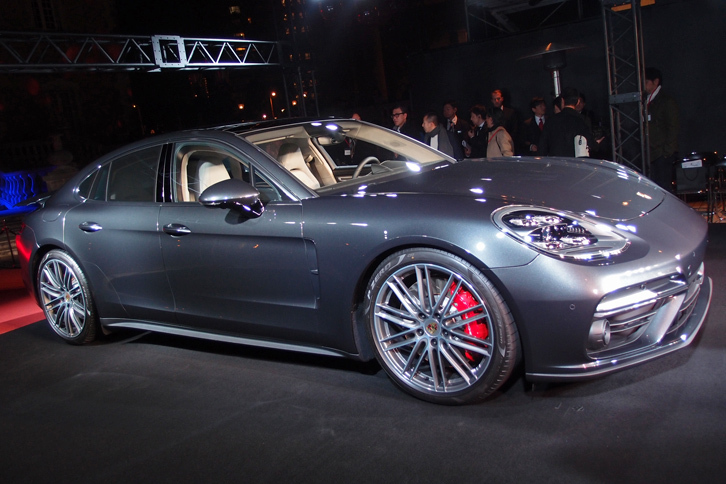 ポルシェ・パナメーラ