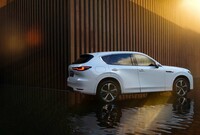 日本仕様の発表は、2022年4月上旬の予定となっている。