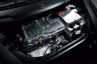 スズキ、「スイフト」ベースのEVを公開の画像