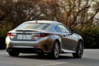 レクサスRC300h“バージョンL”