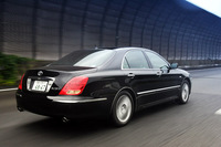 トヨタ・クラウンマジェスタ Cタイプ“Fパッケージ” (FR/6AT)【ブリーフテスト】の画像