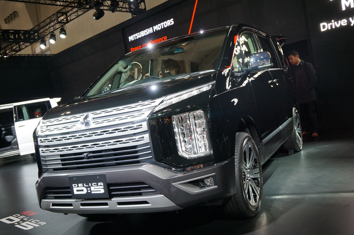 三菱デリカD：5