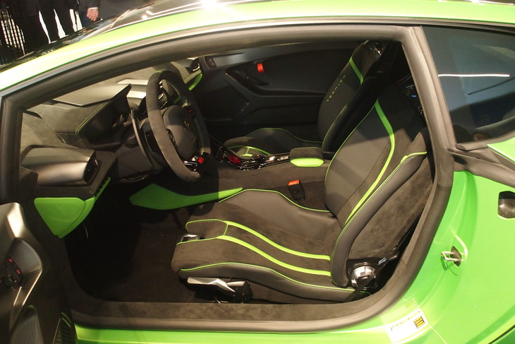 ランボルギーニ・ウラカン テクニカ（インテリア）