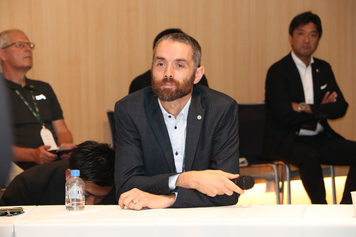 「エヴァイヤ」のプロジェクトに携わった、エンジニアのルイス・カー氏。