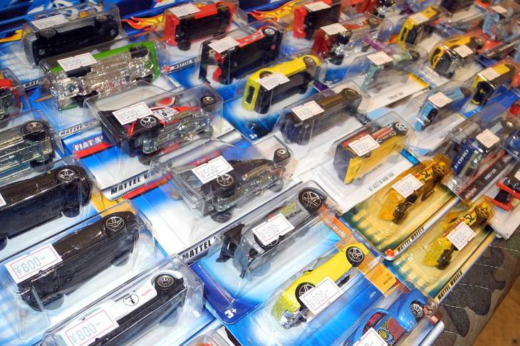 ケニートイズのブース。