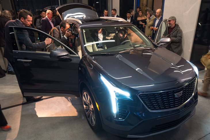 会場にはプレスのほか、30代とおぼしき若者たちの姿が多く見られた。