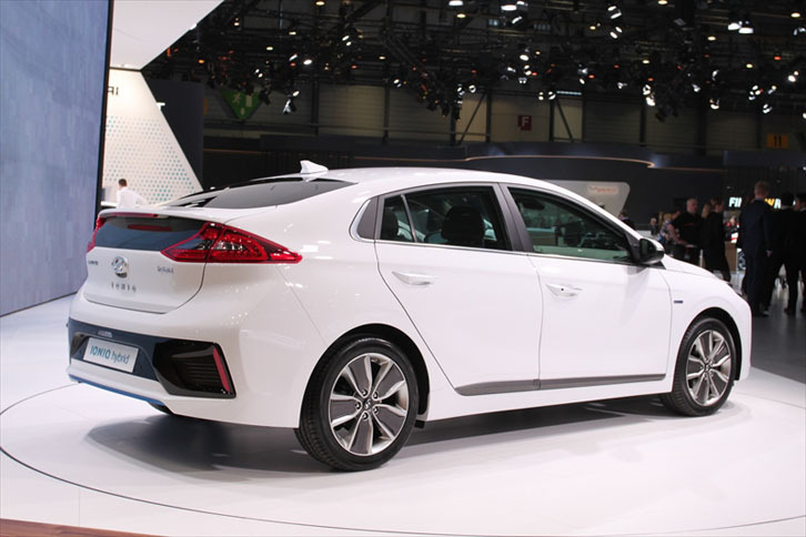 ヒュンダイ・アイオニック