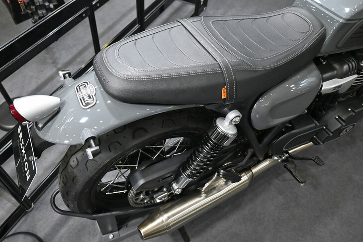 ブリクストン・クロムウェル1200