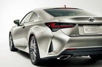 「RC350“バージョンL”」