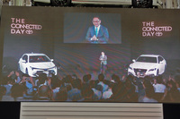 トヨタが“つながる新サービス”の展開を宣言