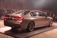 ラグジュアリーサルーン「BMW 7シリーズ」がマイナーチェンジの画像
