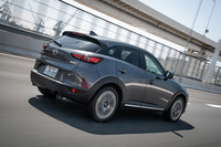 運転支援システムについては、アダプティブクルーズコントロールが停車（0km/h）まで対応するようになったほか、夜間における自動緊急ブレーキの歩行者検知性能も向上している。