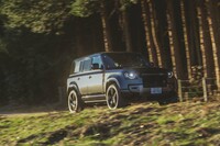 ディフェンダー110 V8カルパチアンエディション（4WD/8AT）【試乗記】の画像