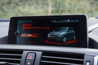 「SPORT＋」モードではダイナミック・スタビリティー・コントロールの制御が変更となり、トラクションコントロール以外の機能がカットされる。