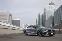 今回のテスト車は新開発の3リッター直6ターボエンジンにマイルドハイブリッド機構を組み合わせた「CLS450 4MATICスポーツ」。車両本体価格は1038万円。