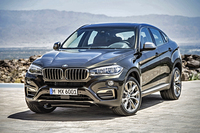 新型「BMW X6」を写真で紹介