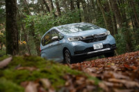 ホンダ・フリード＋ ハイブリッド クロスターHonda SENSING（4WD/7AT）【試乗記】