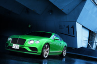 
	現在のベントレーのCEOはヴォルフガング・デュルハイマー氏。以前はポルシェにおいて研究開発部門を統括していた。
	