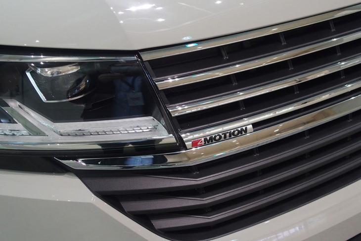 フォルクスワーゲンT6.1カリフォルニア オーシャン（2022年）／VW GAKUYA＆BLAZE CUT