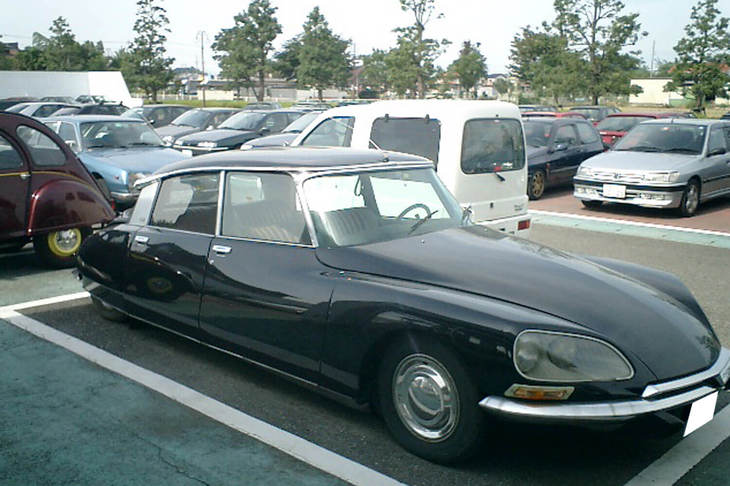 17年前のキャロルにて。あこがれの「DS」もピッカピカ。