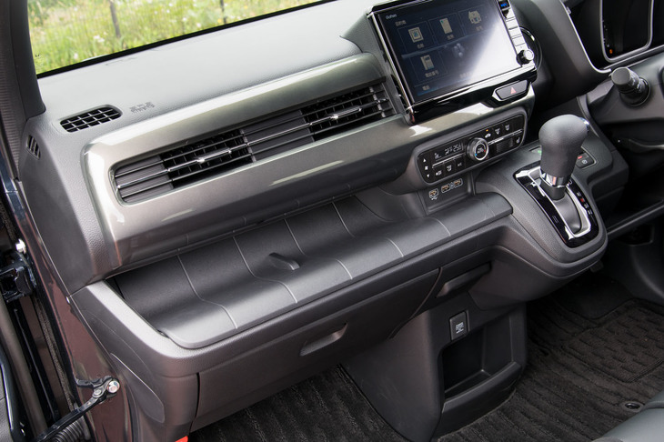 ホンダN-WGNカスタム L・ターボ Honda SENSING（インテリア）