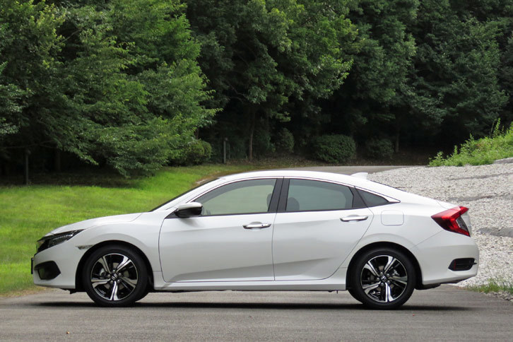 ホンダ・シビックセダン（エクステリア）