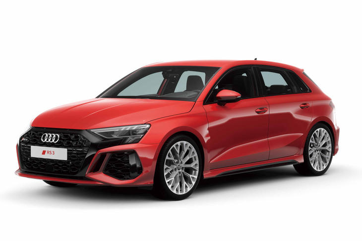 「アウディRS 3」の本格導入は2022年4月から。新型では左右後輪間でのトルクスプリット機能が追加されている。