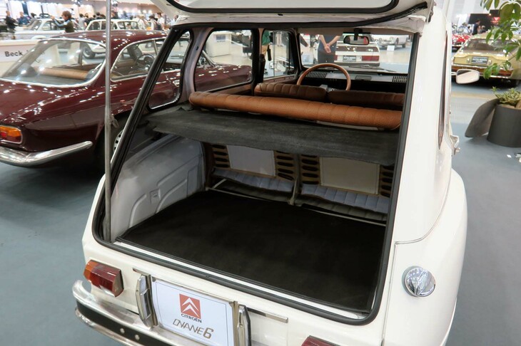 シトロエン・ディアーヌ（1971年／CRANK TOKYO）