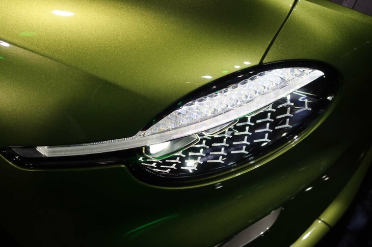 ベントレー・コンチネンタルGTCスピード（ヘッドランプ）