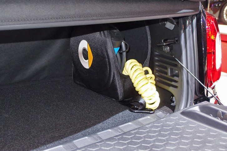 スマート・フォーツーカブリオ エレクトリックドライブ