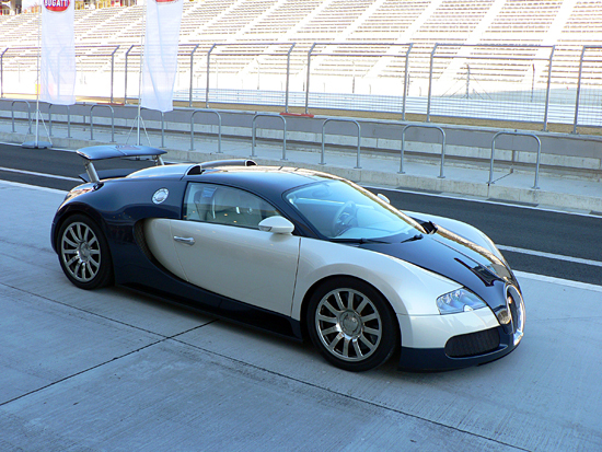 ブガッティ・ヴェイロン16.4(20) 内装・外装など20枚 【画像・写真】 - webCG