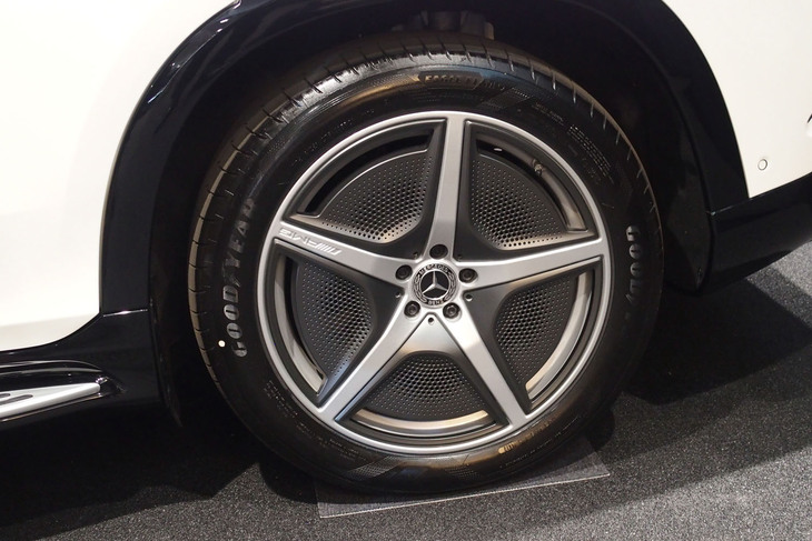 メルセデス・ベンツEQS450 4MATIC SUV（リアホイール）