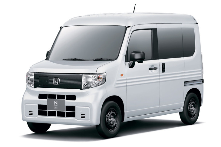 電気自動車版「N-VAN」の「N-VAN e：」も2024年に登場。「ホンダe」が生産終了を迎えるとホンダの国内ラインナップでは唯一の電気自動車ということになる。