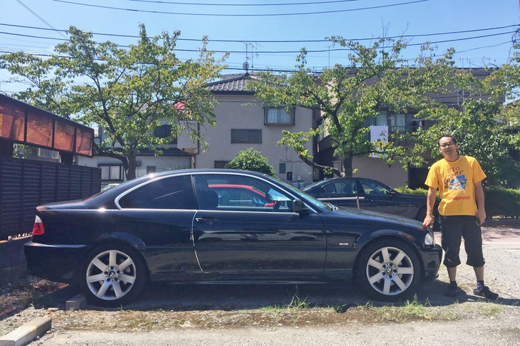 「BMW 330ci」は15万円で購入。