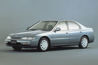 初代「オデッセイ」は、プラットフォームや生産ラインを「アコード」（写真）と共有していた。