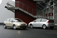 シトロエンC4 1.6(4AT)／クーペ2.0VTS(5MT)【試乗速報】