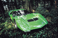 1970年に発表された「マツダRX500」のメーカーオフィシャル写真。ご覧のようにグリーンに塗られ、ライトはリトラクタブル式だった。