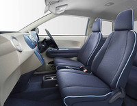 新しいダイハツ車のかたち!?　小さくて軽い「e:S」の画像