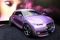 「シトロエン・レヴォルテ」
    