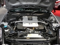 「フェアレディZ」07モデルのエンジンはVQ35HRユニットに換装され、313psを発生する。（写真は「Version NISMO」）
