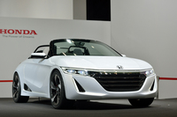 ホンダS660コンセプト
    