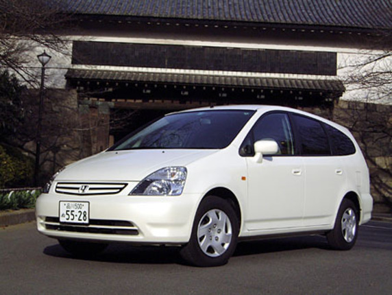 【スペック】全長×全幅×全高＝4550×1695×1590mm/ホイールベース＝2720mm/車重＝1330kg/駆動方式＝FF/1.7リッター直4DOHC16バルブ(130ps/6300rpm、15.8kgm/4800rpm)/車両本体価格＝172.8万円(テスト車＝198.6万円)