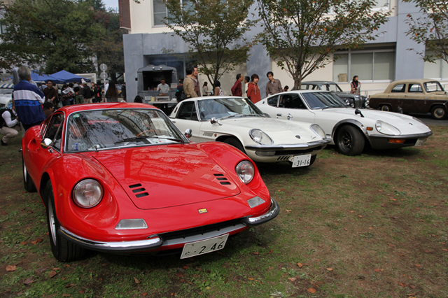 希少・フェラーリディーノDINOフロントクリアウインカーレンズ 希少・フェラーリディーノDINOフロントクリアウインカーレンズ