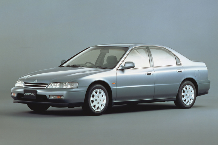 初代「オデッセイ」は、プラットフォームや生産ラインを「アコード」（写真）と共有していた。